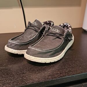 Hey Dude Wally Stretch